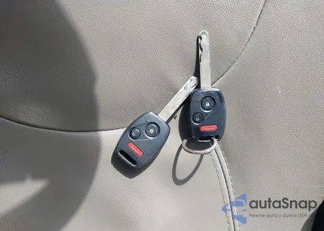 2007 Honda Fit S z USA, uszkodzony, nr VIN JHMGD37647S063985